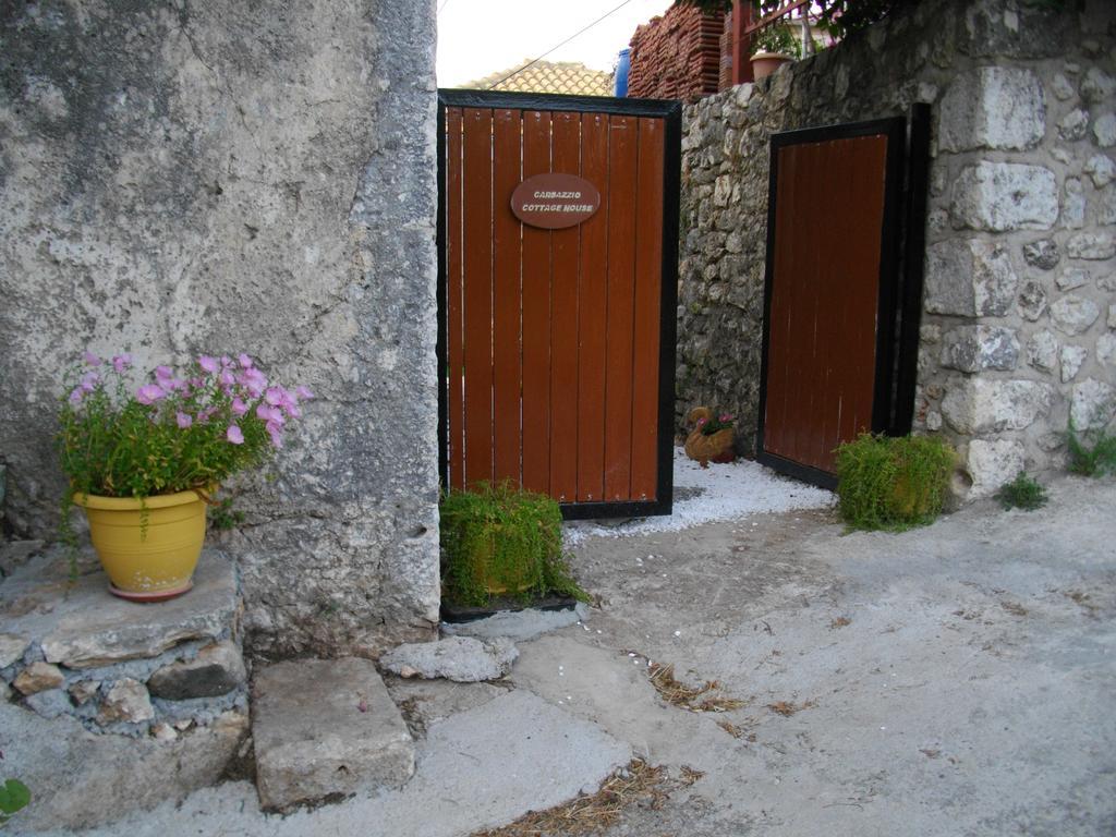 Carsazzio Cottage House Kariá Kültér fotó