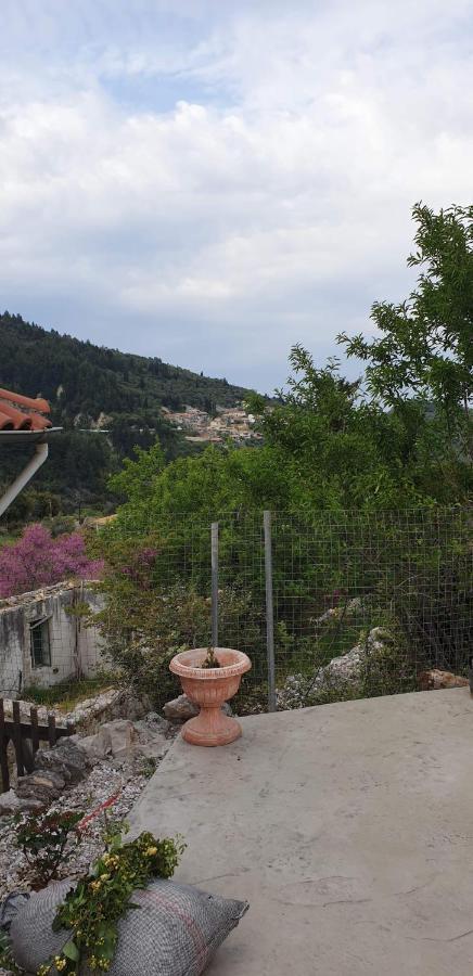 Carsazzio Cottage House Kariá Kültér fotó